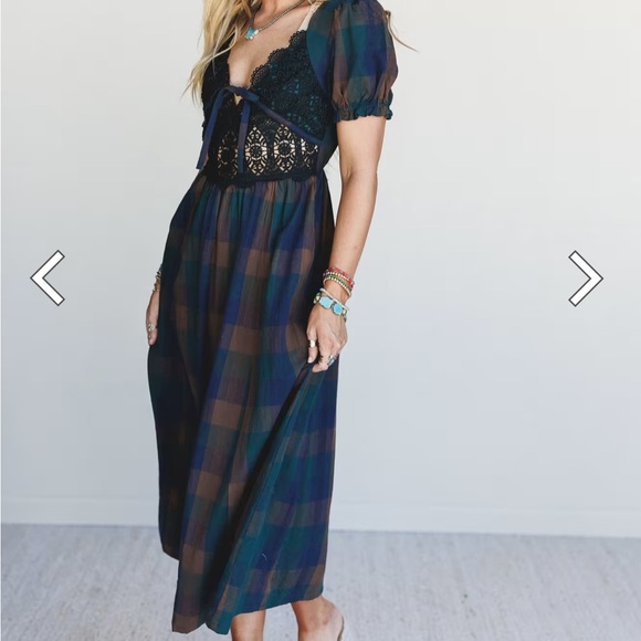 Three Bird Nest Plaid Maxi Dress with Lace Crochet Bodice - Picture 4 of 5